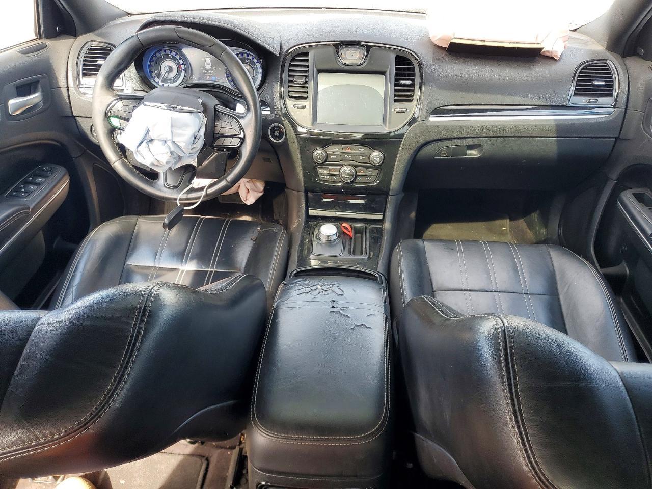2018 CHRYSLER 300