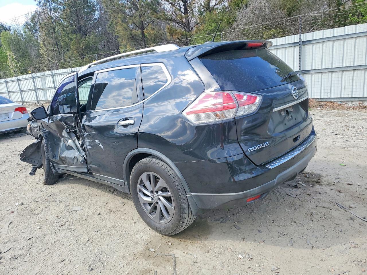 2016 NISSAN ROGUE