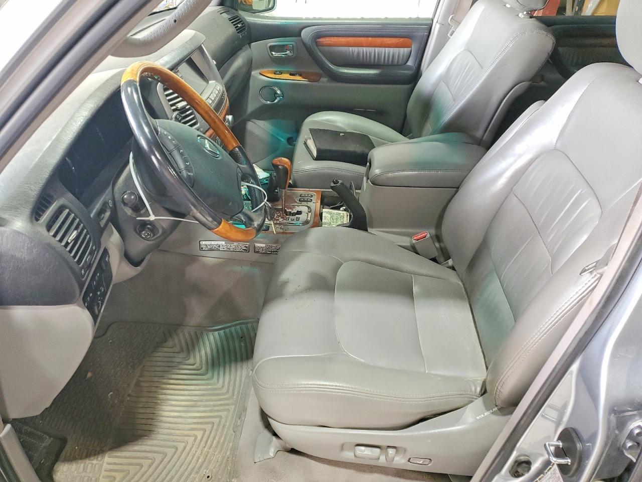 2004 LEXUS Lx 470