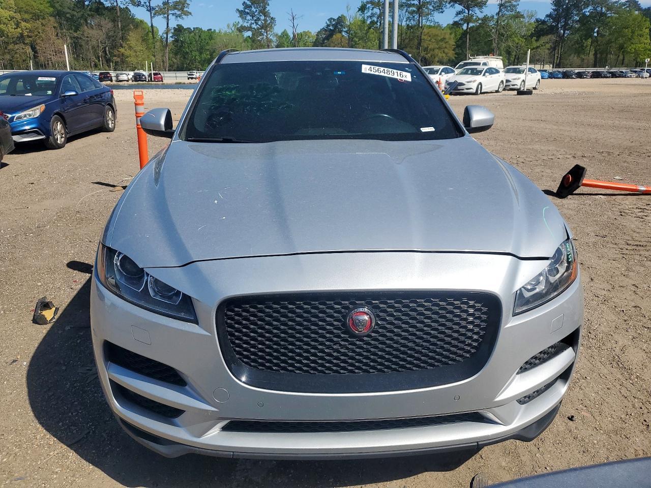 2018 JAGUAR F-Pace