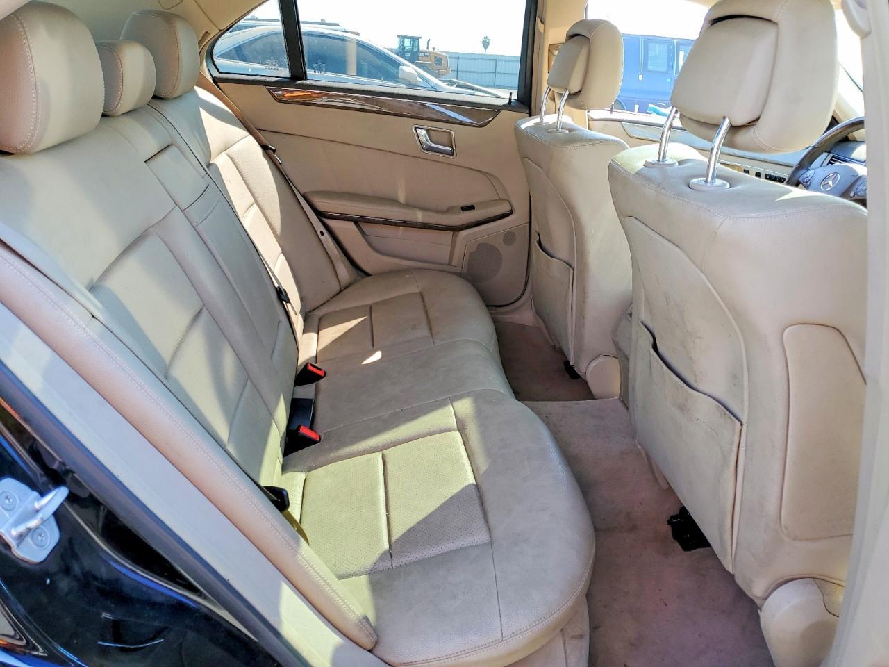 2010 MERCEDES-BENZ E-Class