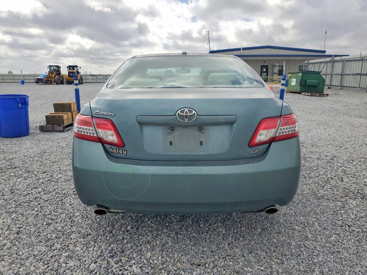 2010 TOYOTA CAMRY