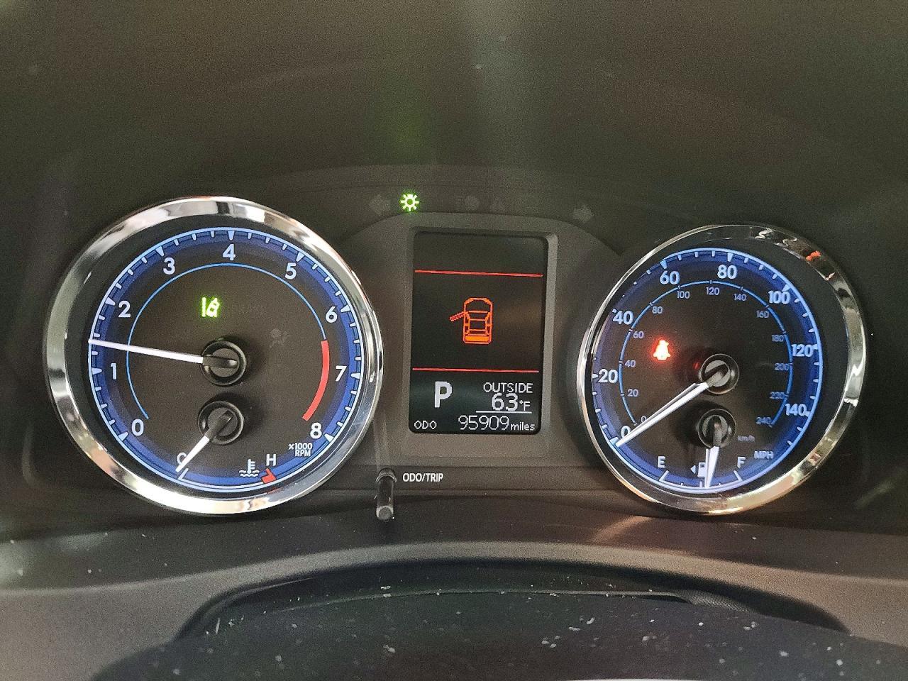 2017 TOYOTA COROLLA