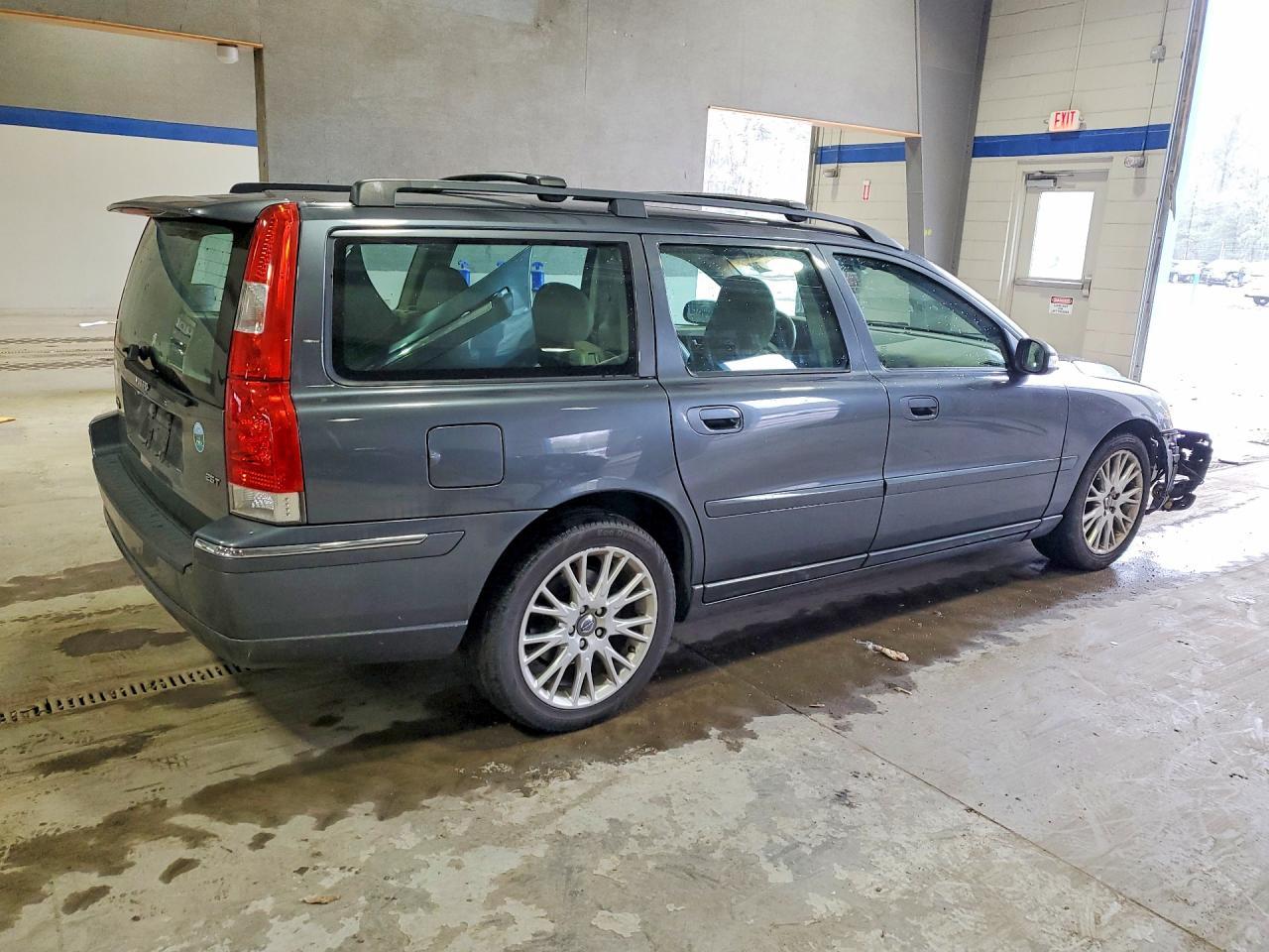 2007 VOLVO V70