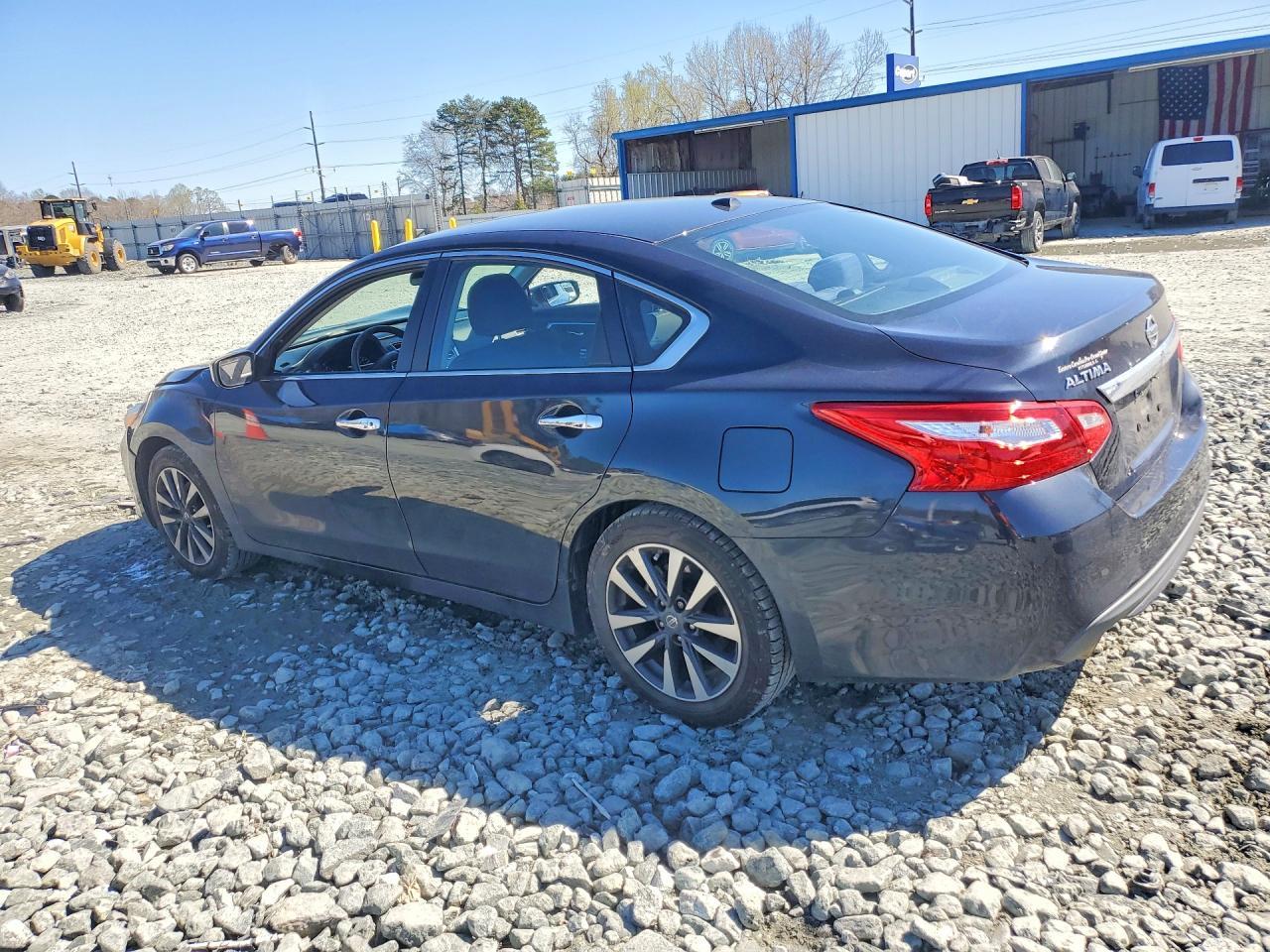 2017 NISSAN ALTIMA