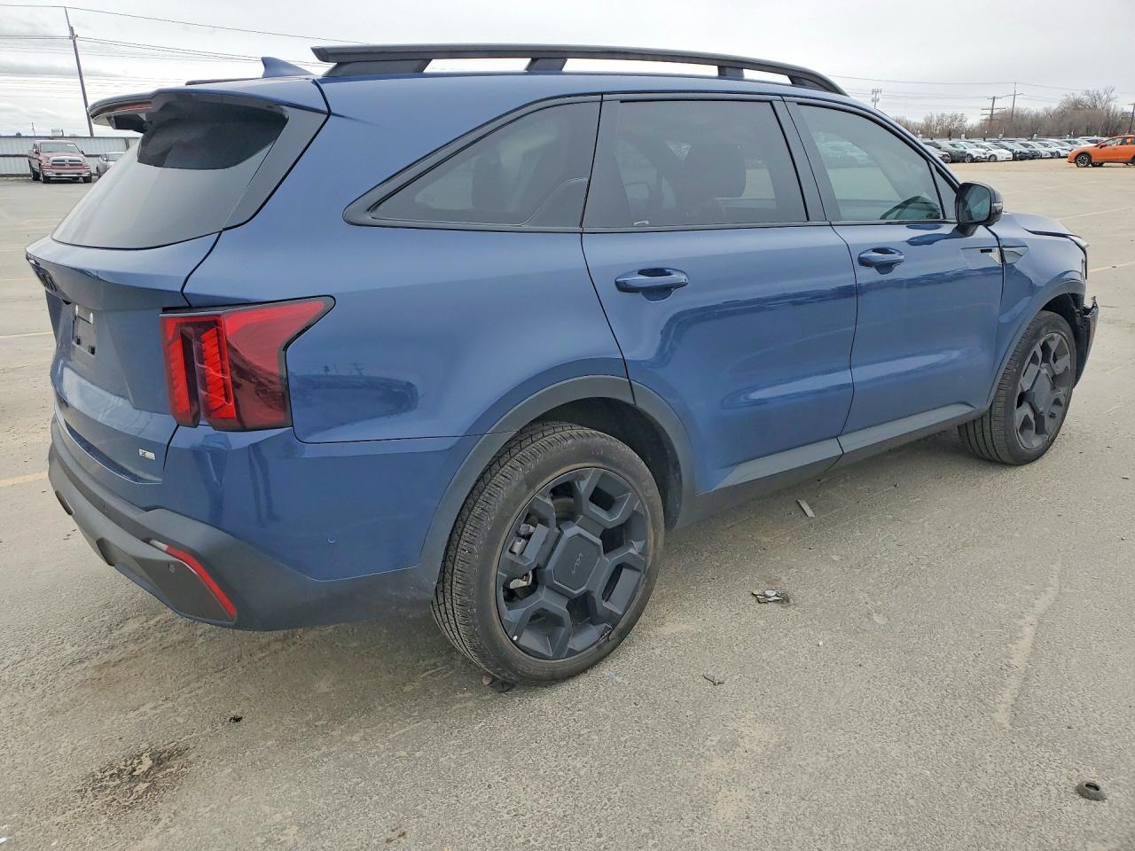 2025 KIA SORENTO