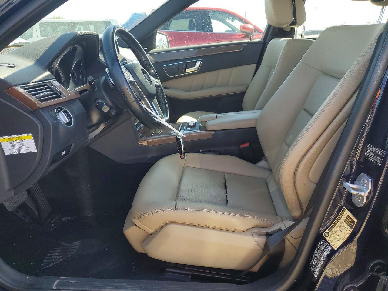 2013 MERCEDES-BENZ E-Class
