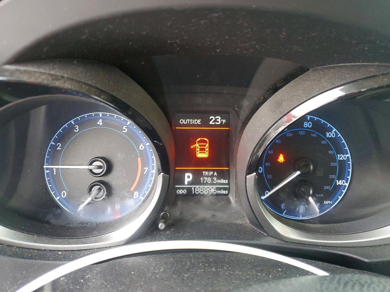 2015 TOYOTA COROLLA