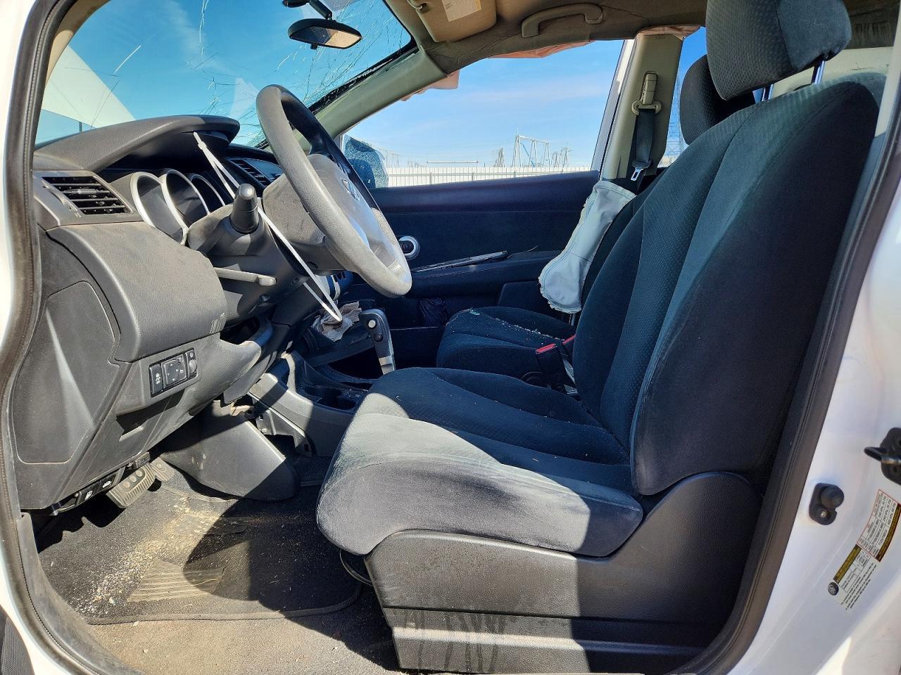 2012 NISSAN VERSA