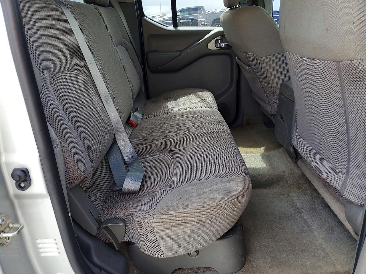 2017 NISSAN Frontier