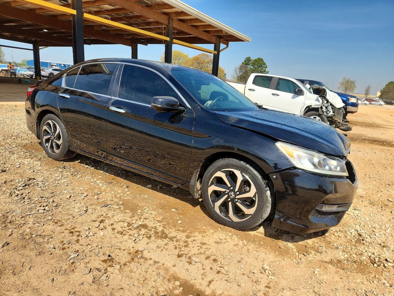 2017 HONDA ACCORD