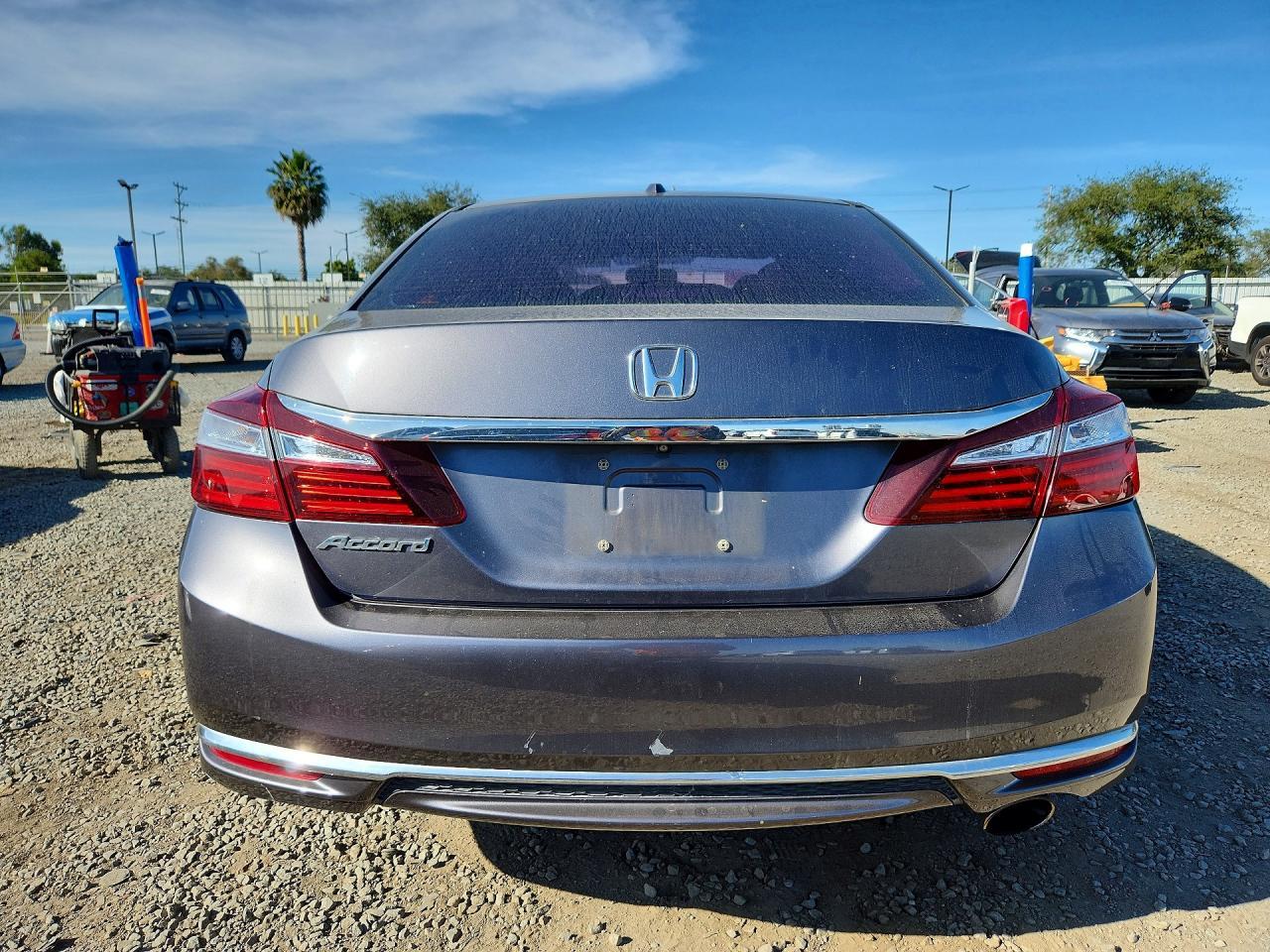 2017 HONDA ACCORD