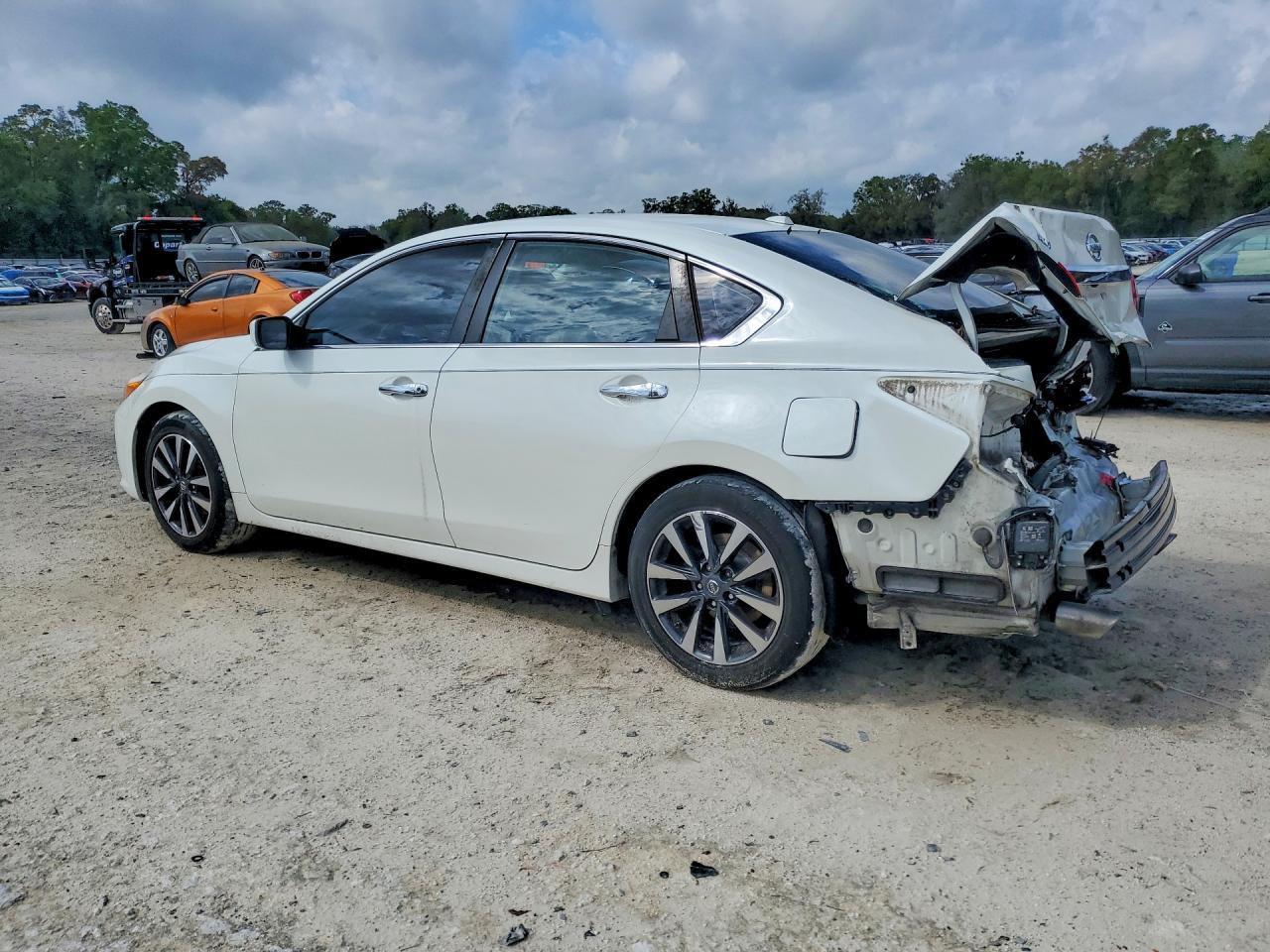 2017 NISSAN ALTIMA