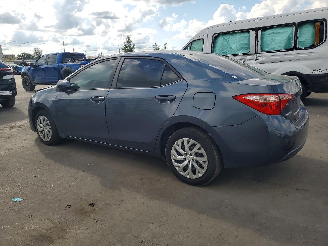 2018 TOYOTA COROLLA