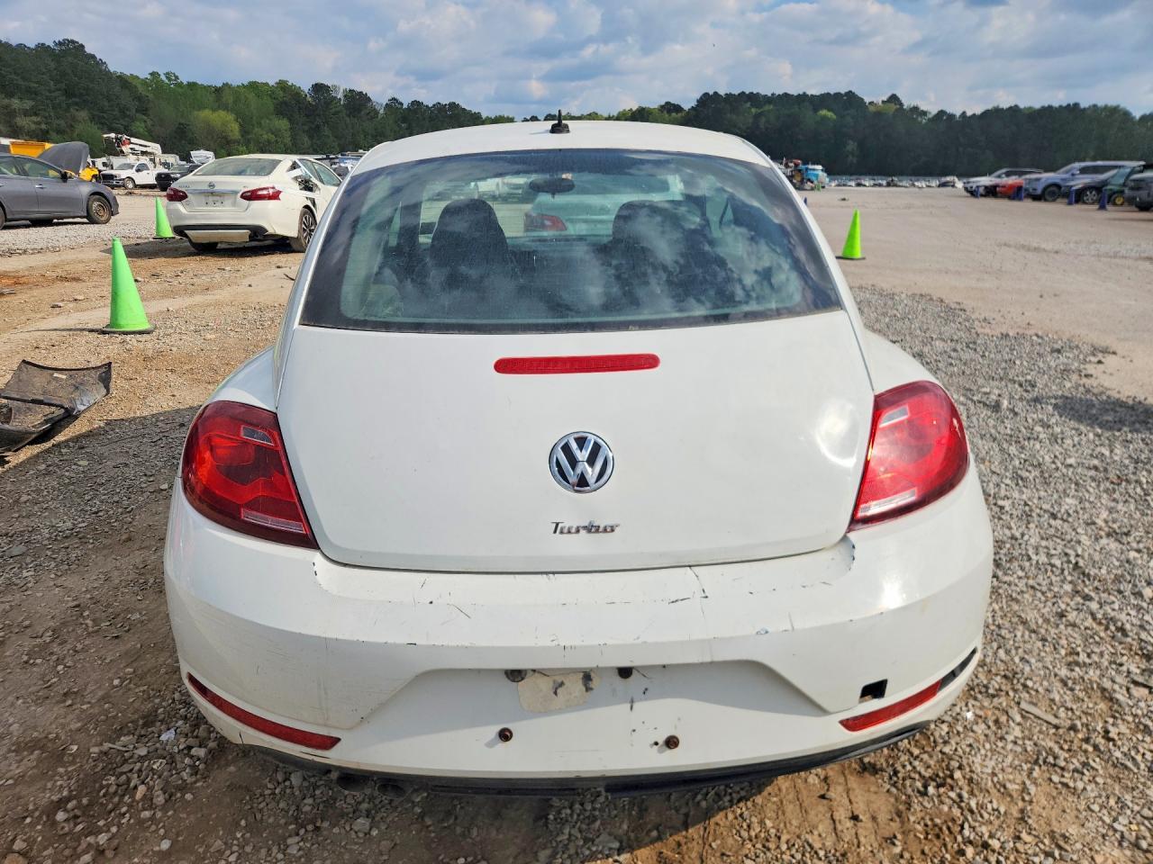 2017 VOLKSWAGEN Beetle
