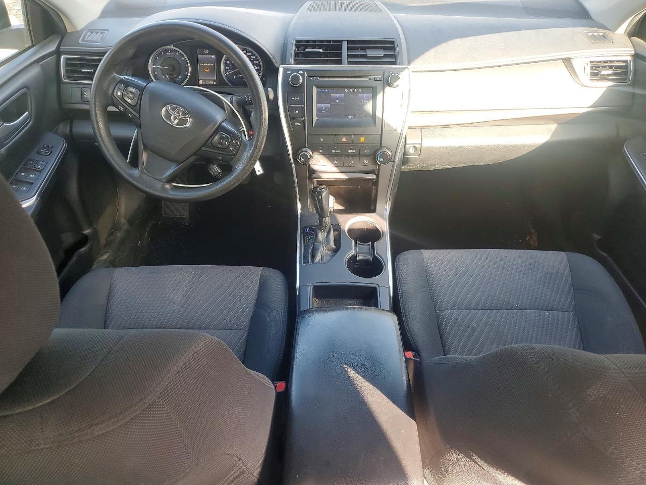 2016 TOYOTA CAMRY
