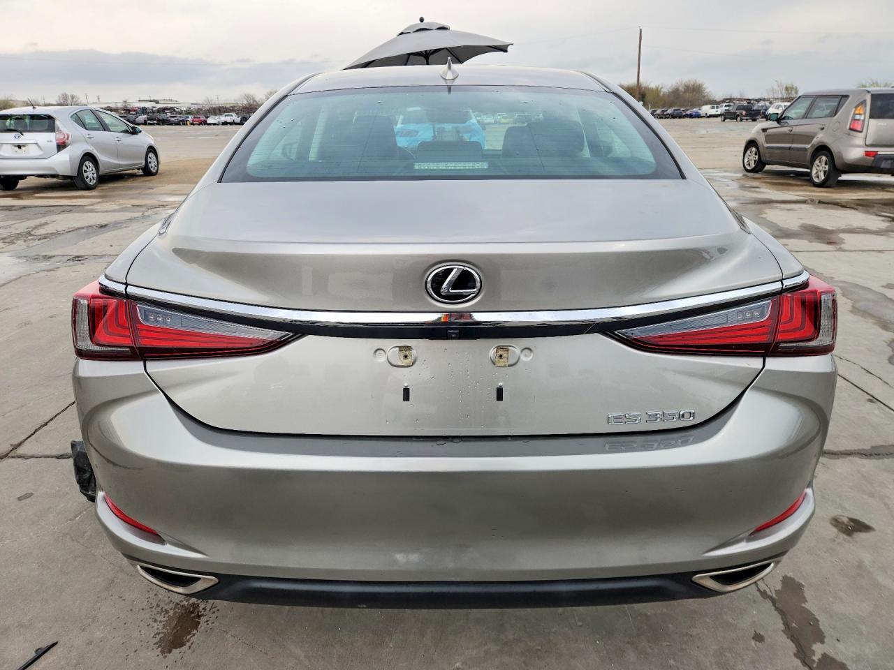 2021 LEXUS ES 350