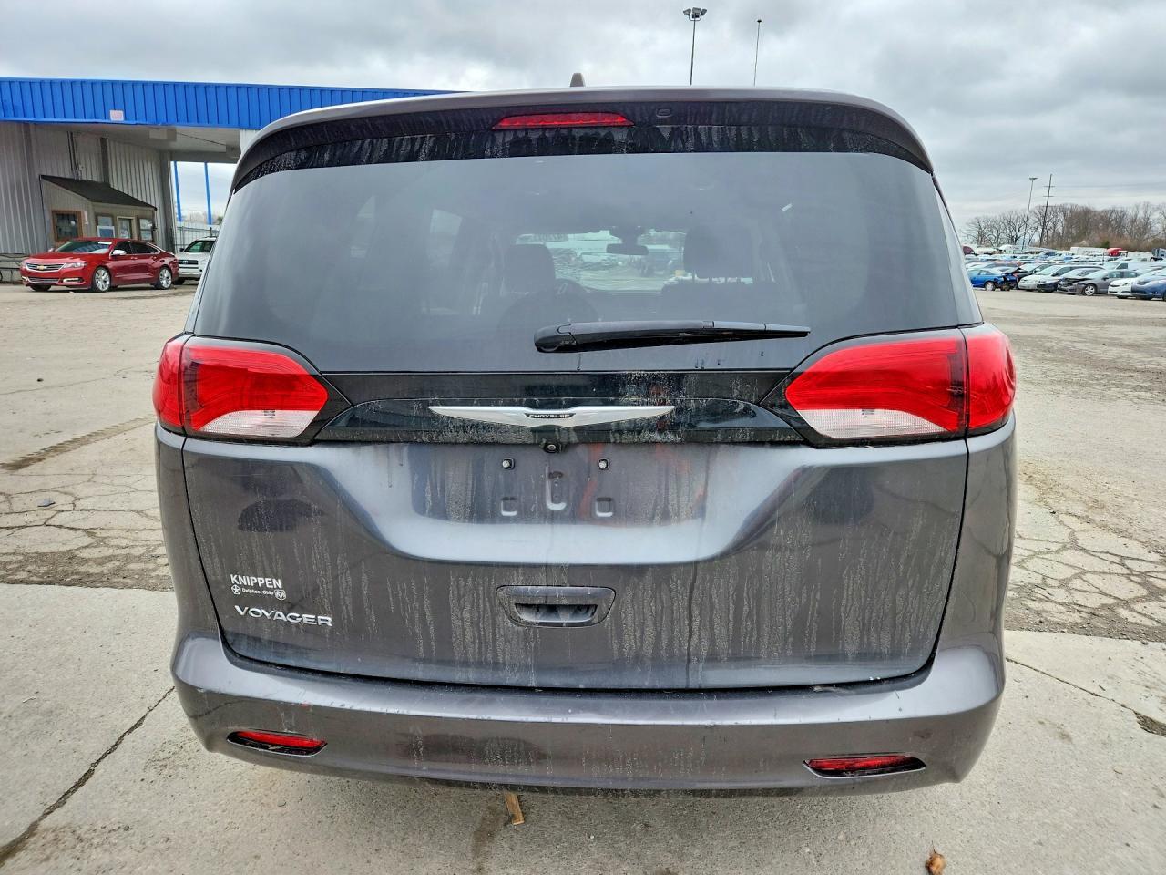 2022 CHRYSLER Voyager
