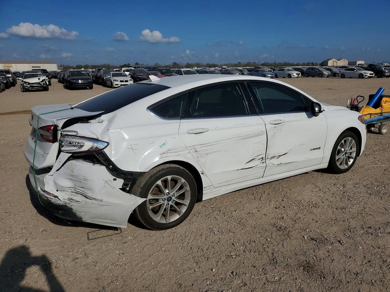 2019 FORD FUSION