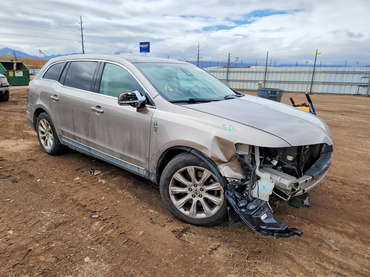 2018 LINCOLN MKT