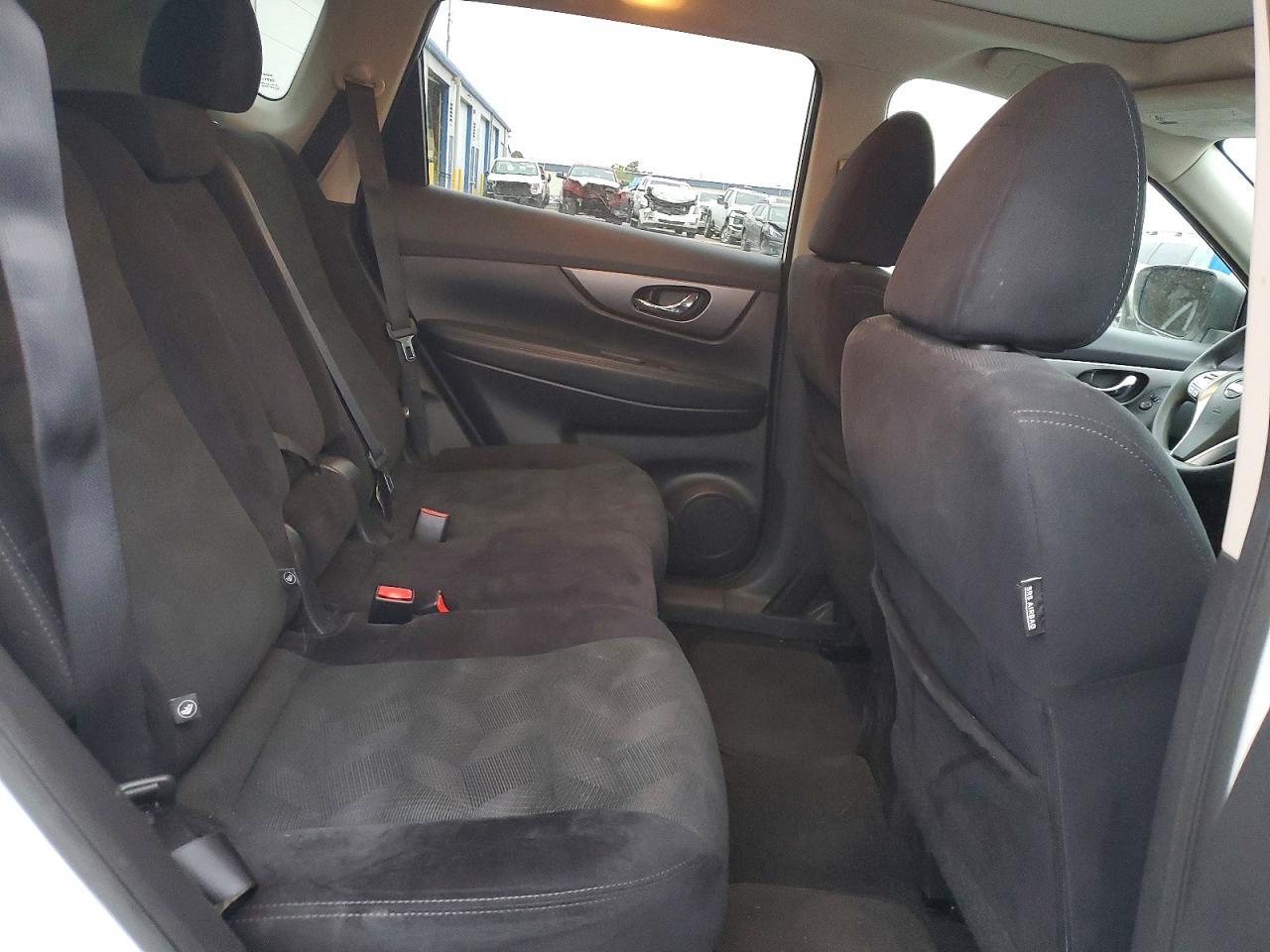 2016 NISSAN ROGUE