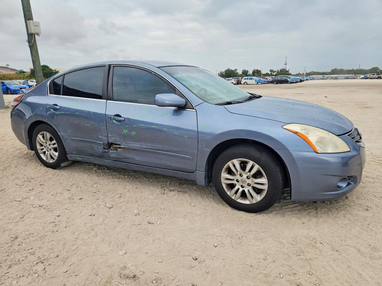 2012 NISSAN ALTIMA