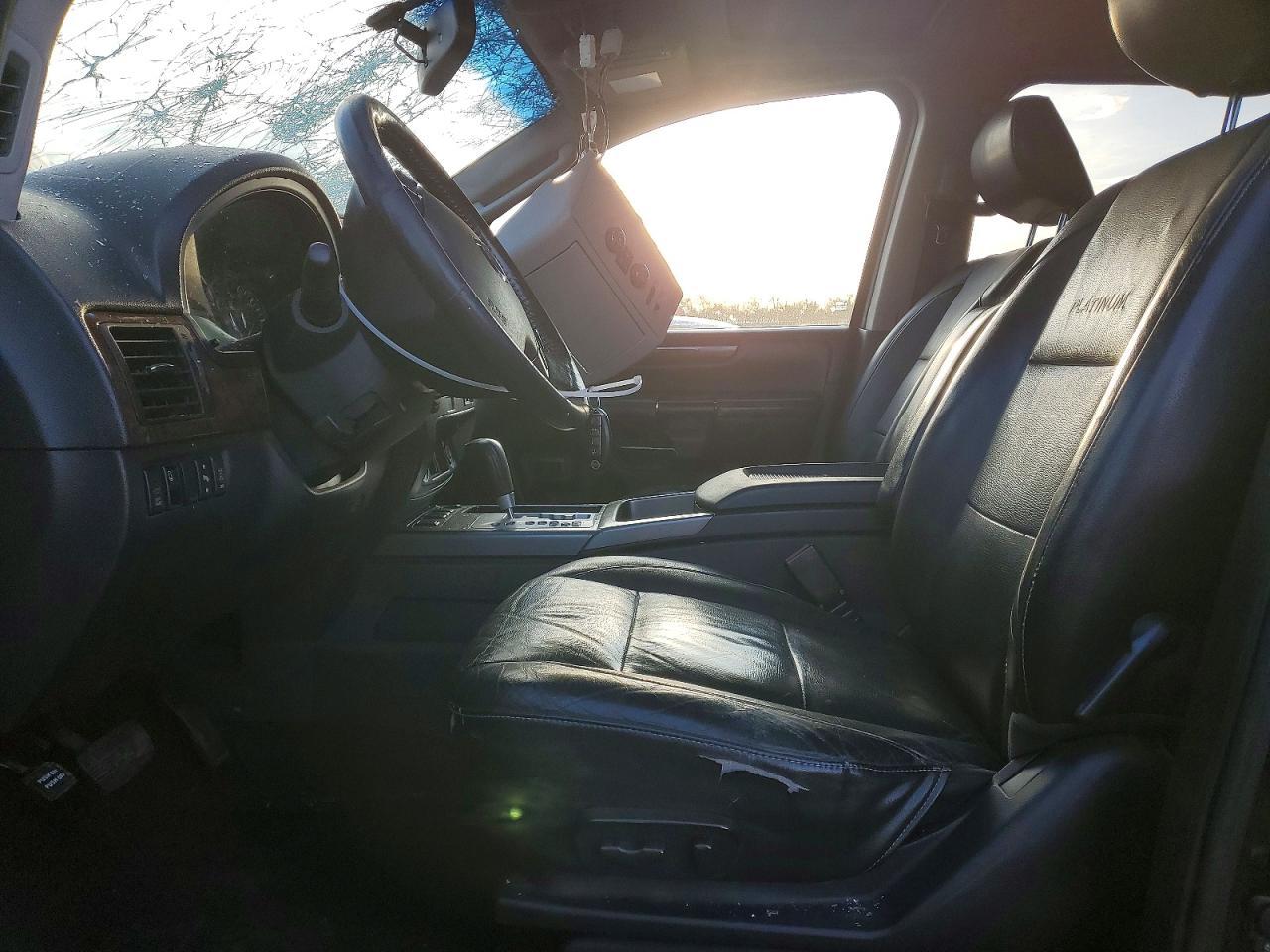 2010 NISSAN Armada