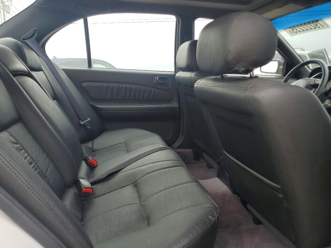 1998 NISSAN Maxima