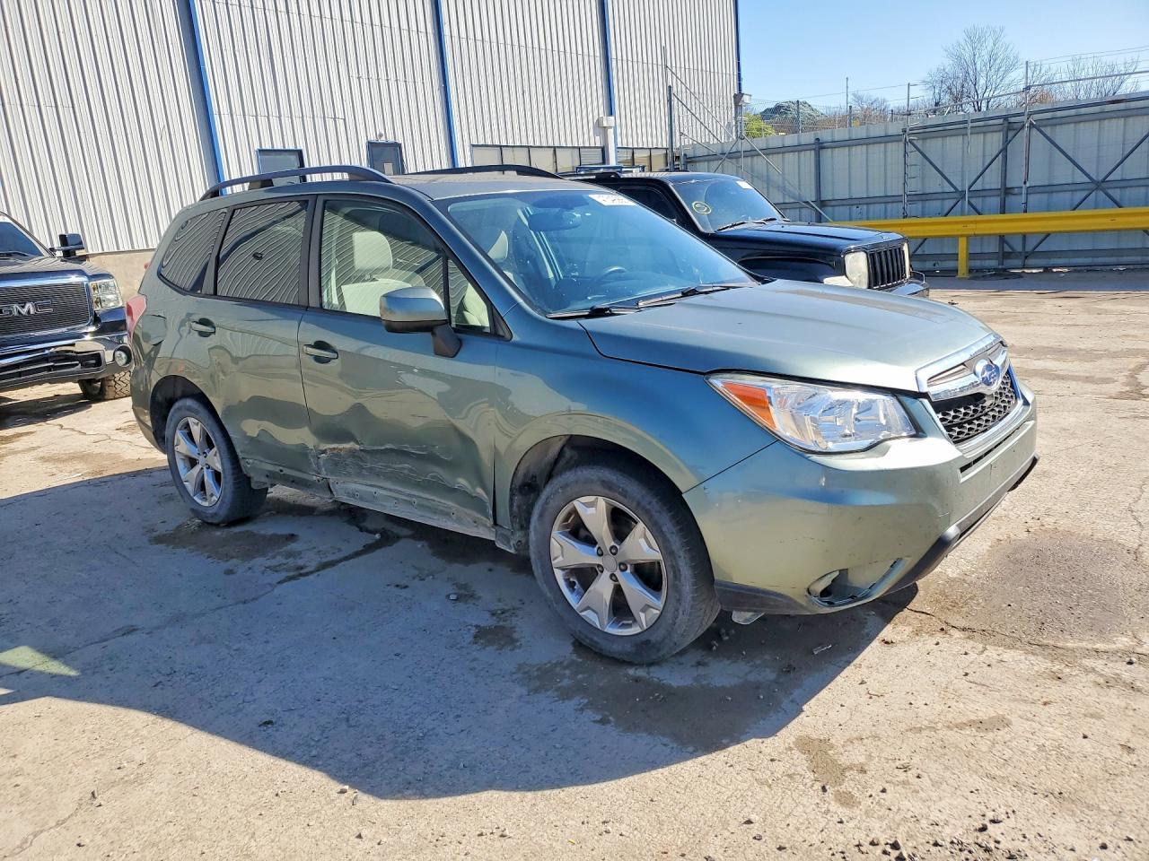 2016 SUBARU FORESTER
