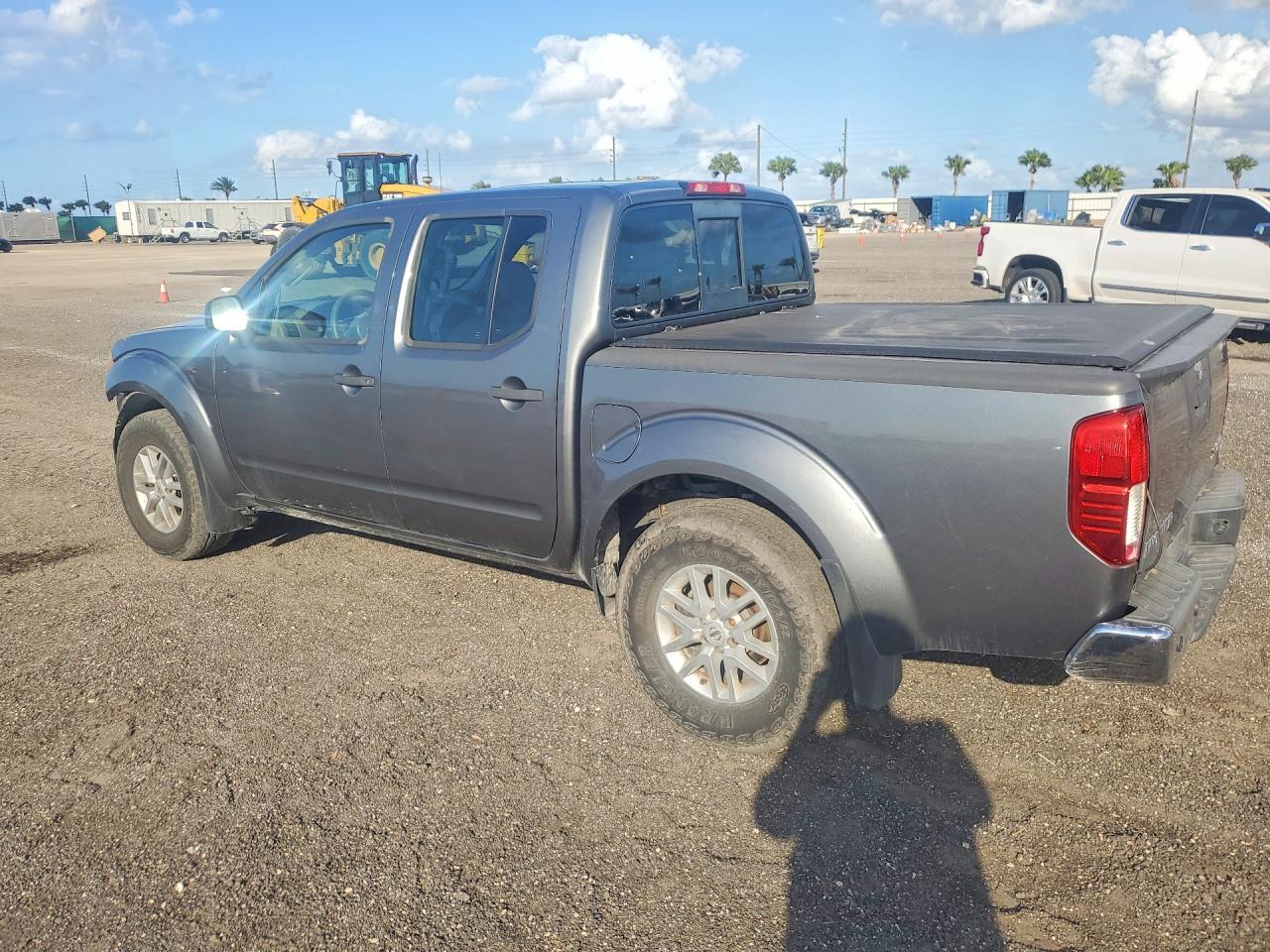 2016 NISSAN Frontier