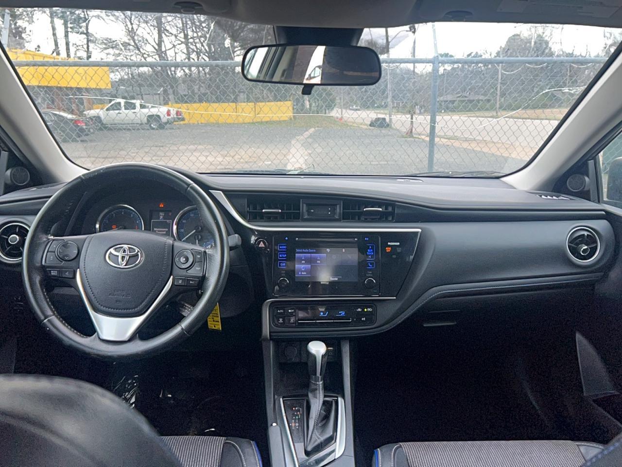 2017 TOYOTA COROLLA