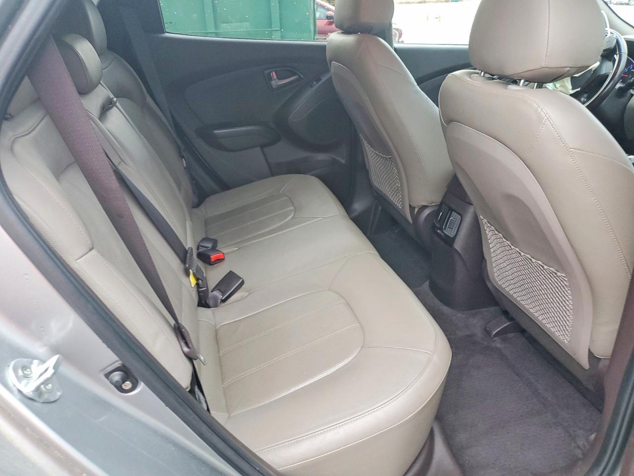 2015 HYUNDAI TUCSON