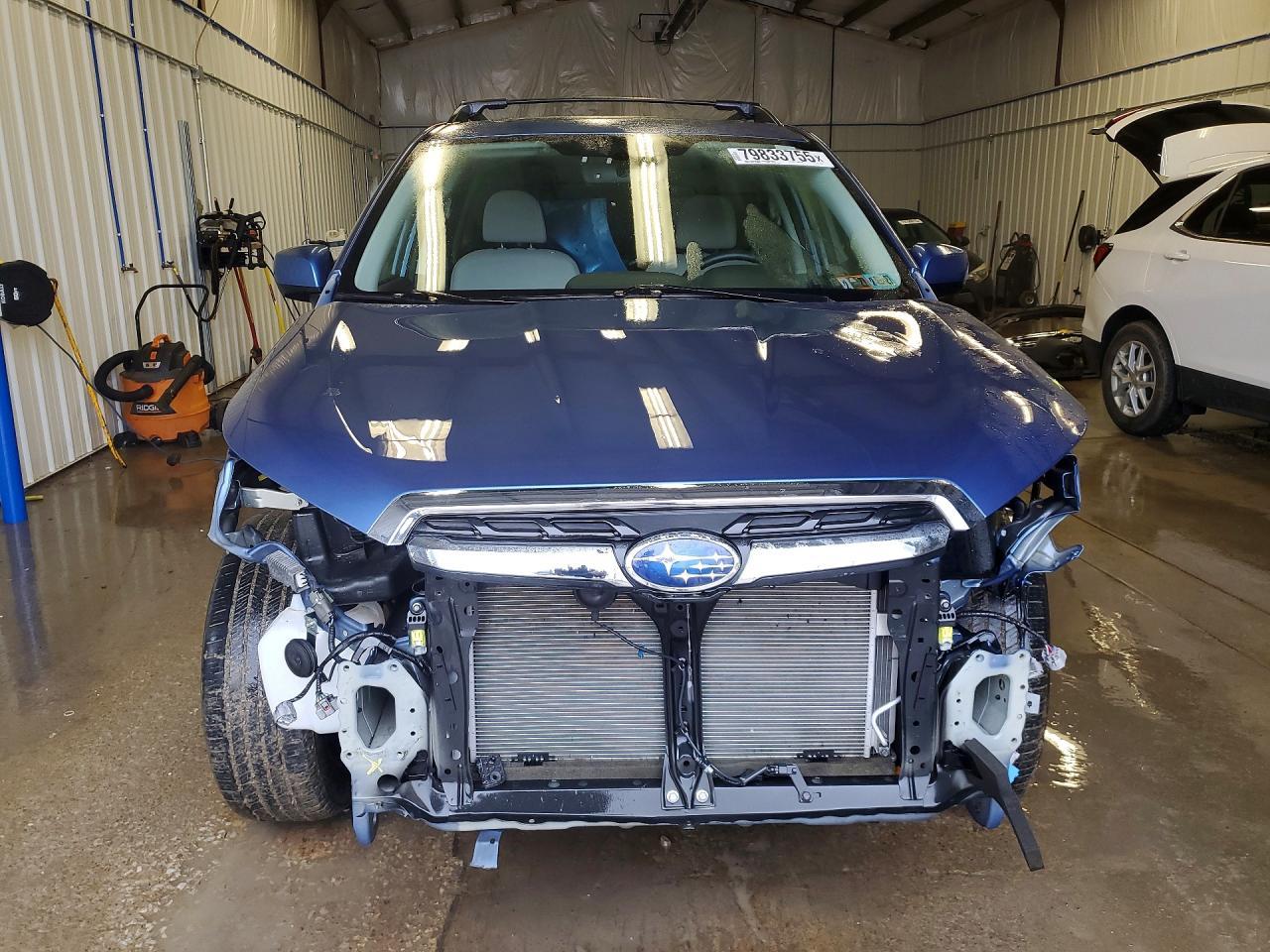 2017 SUBARU FORESTER