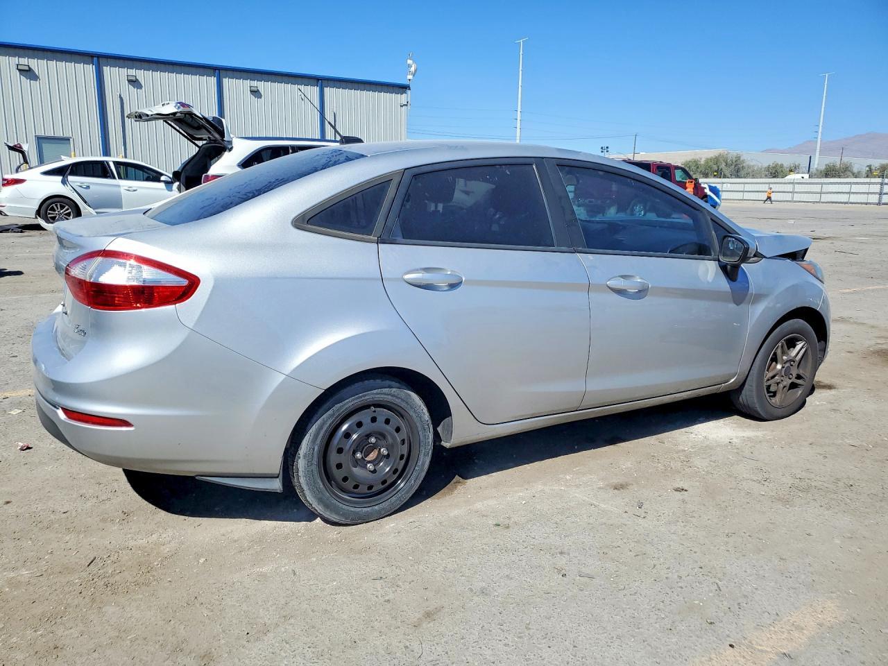 2017 FORD Fiesta