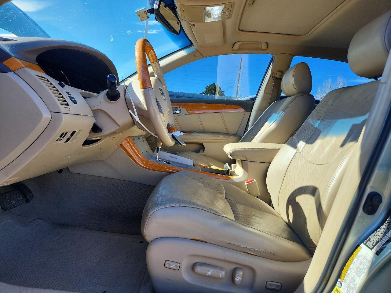 2006 TOYOTA Avalon