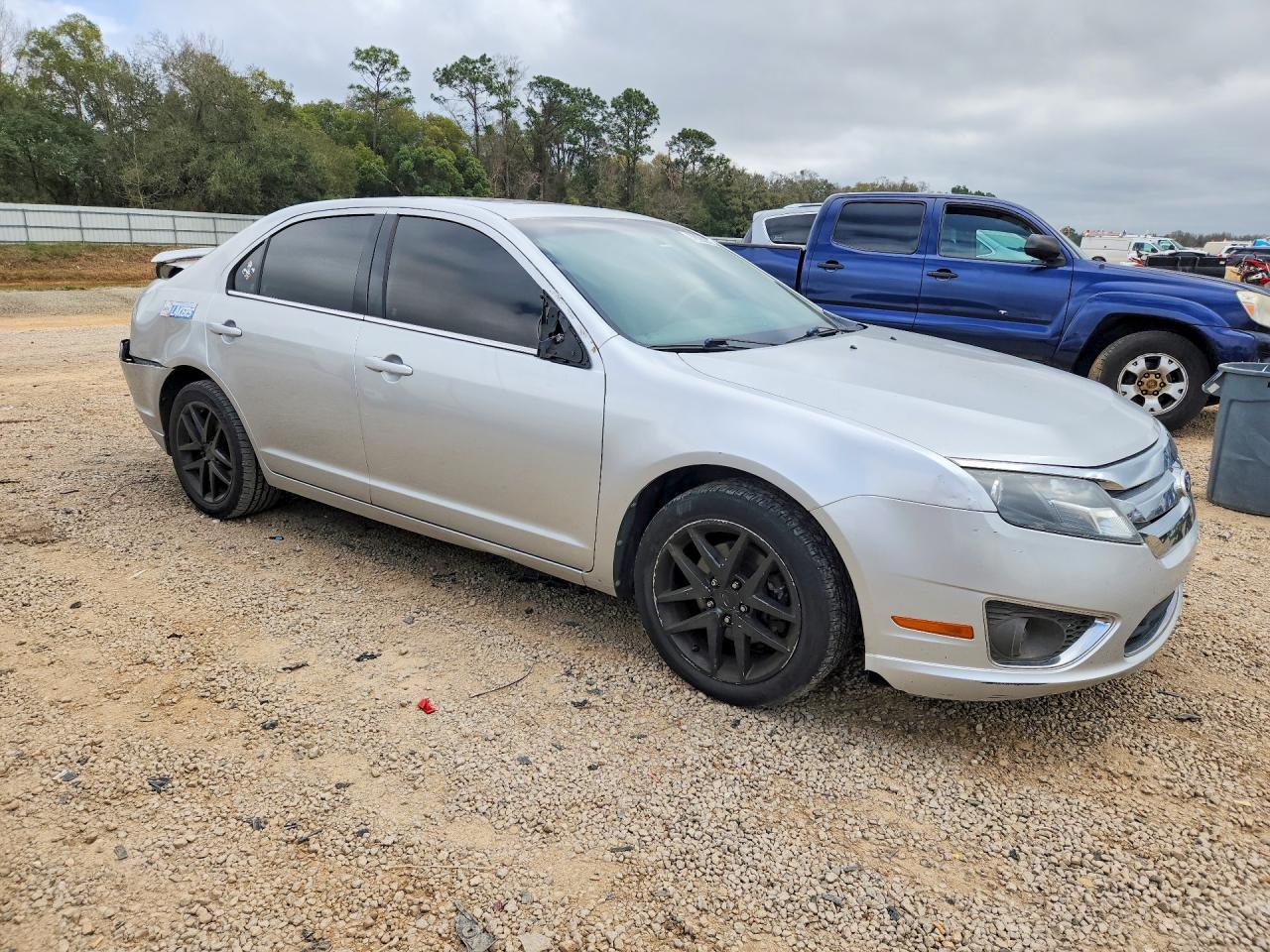 2011 FORD FUSION