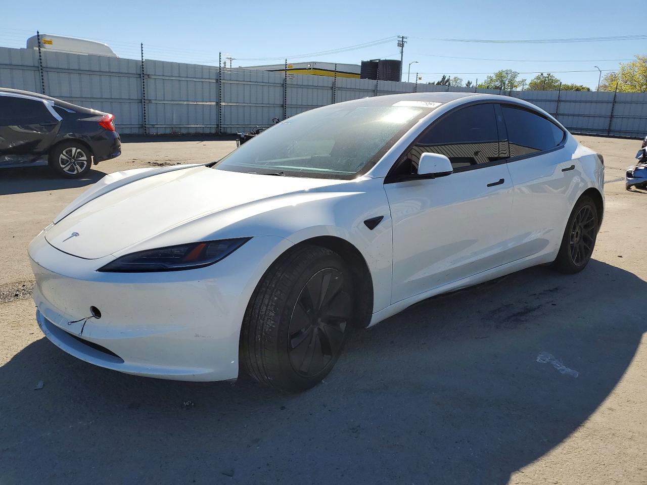 2025 TESLA MODEL 3