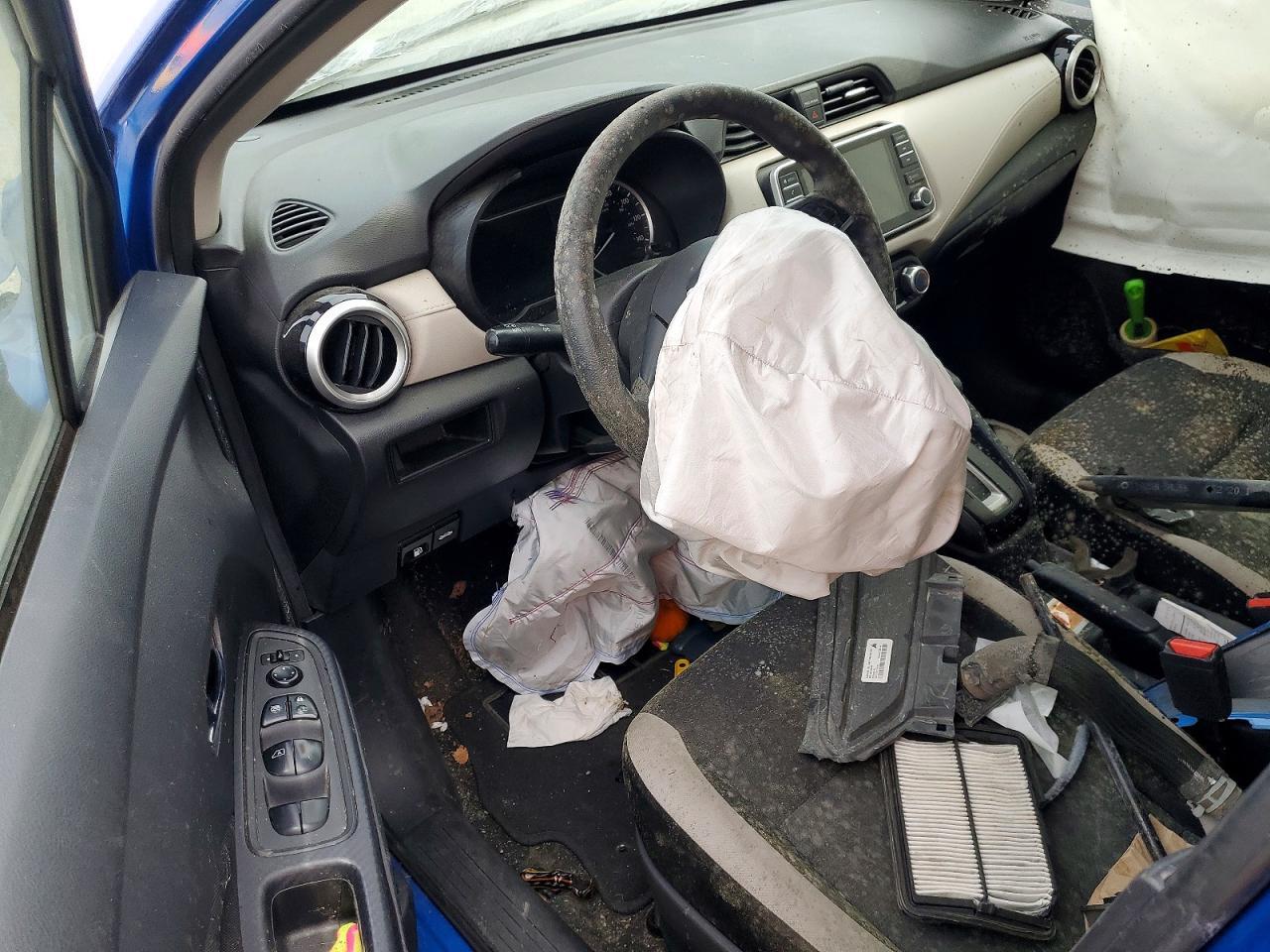 2021 NISSAN VERSA