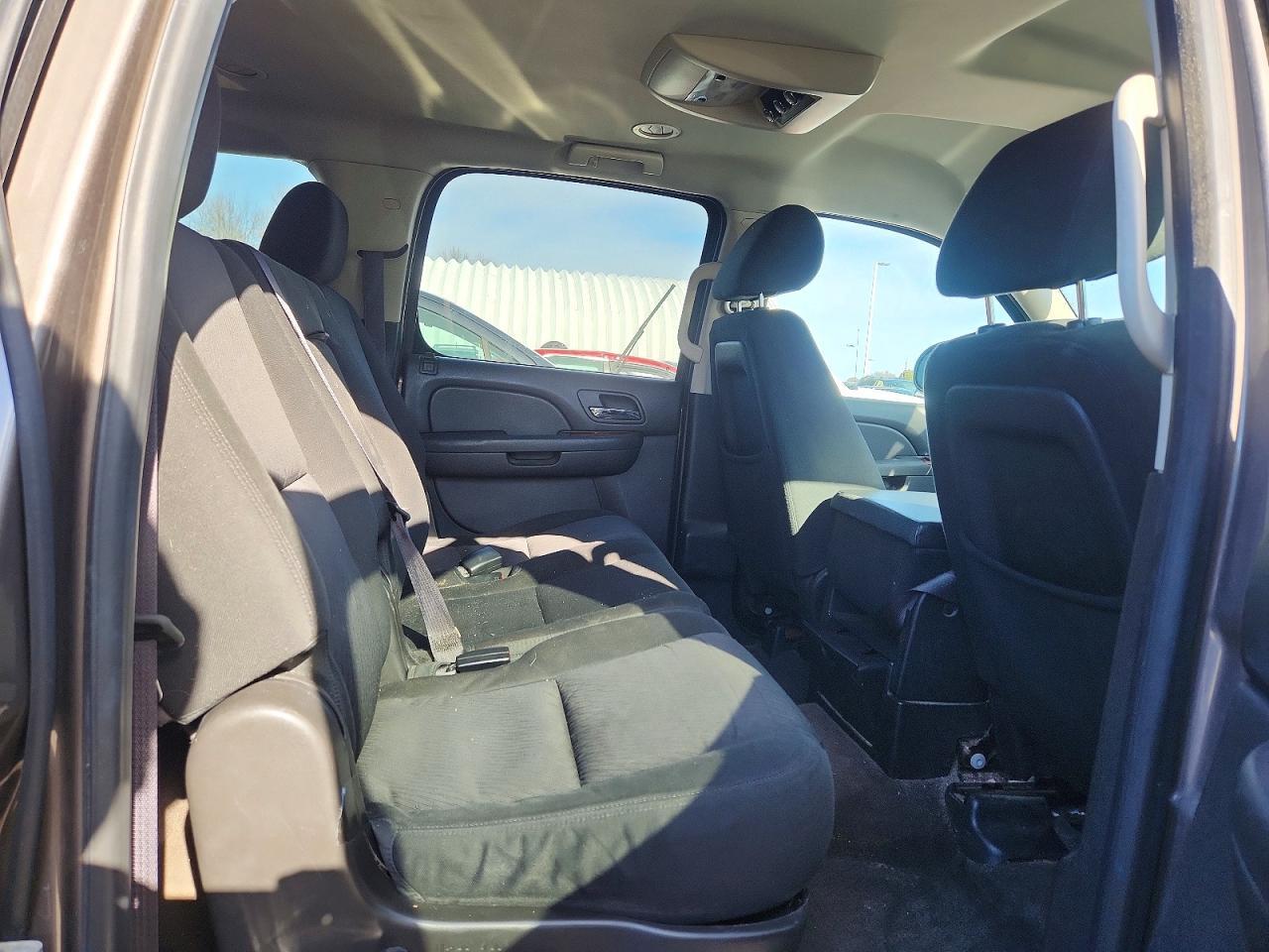 2012 CHEVROLET Suburban