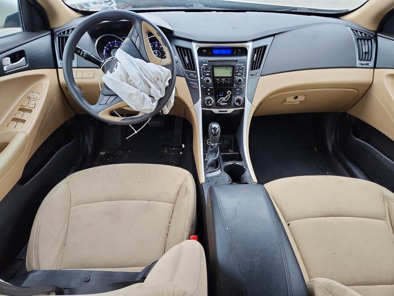 2011 HYUNDAI SONATA