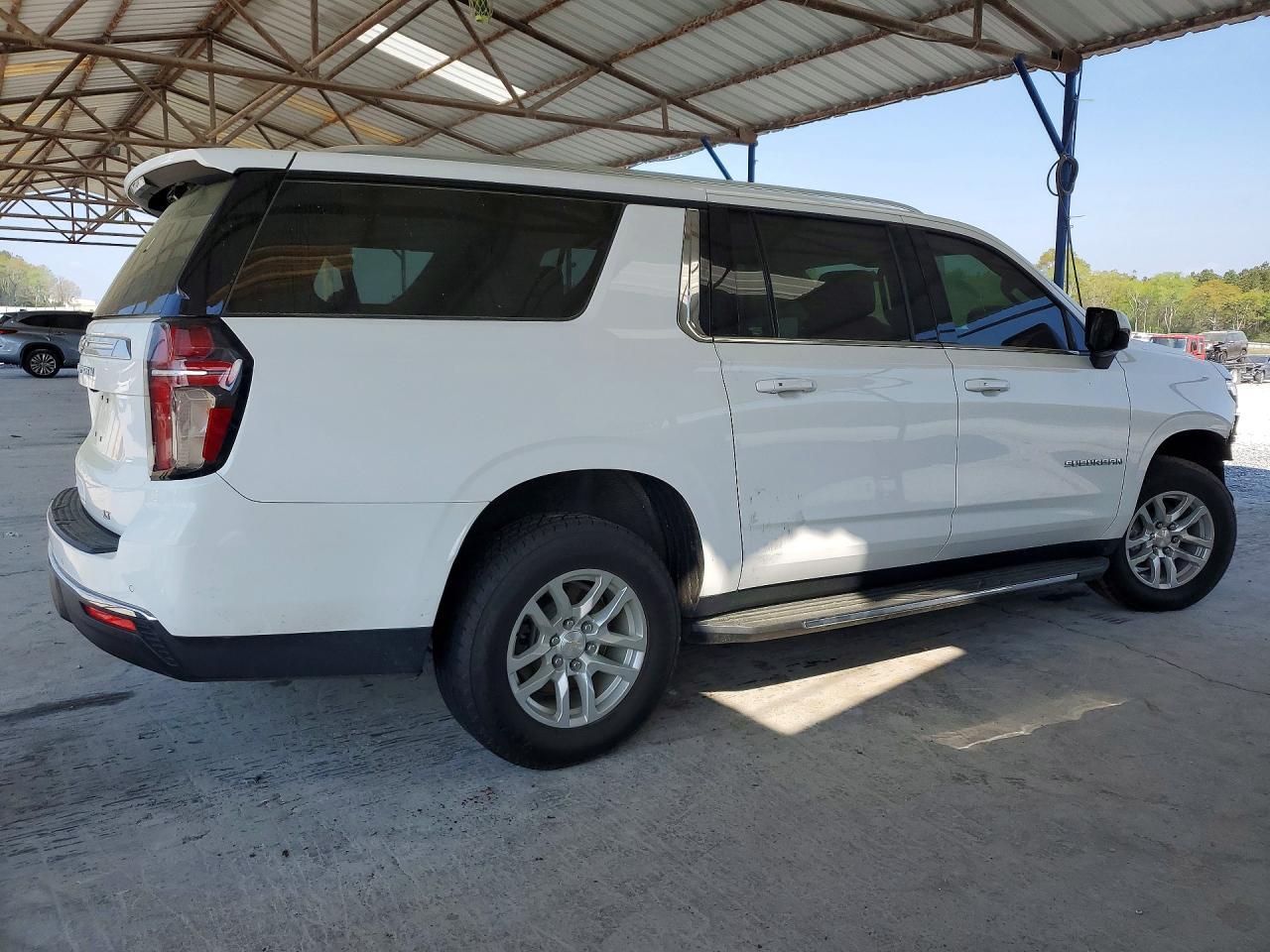 2022 CHEVROLET Suburban