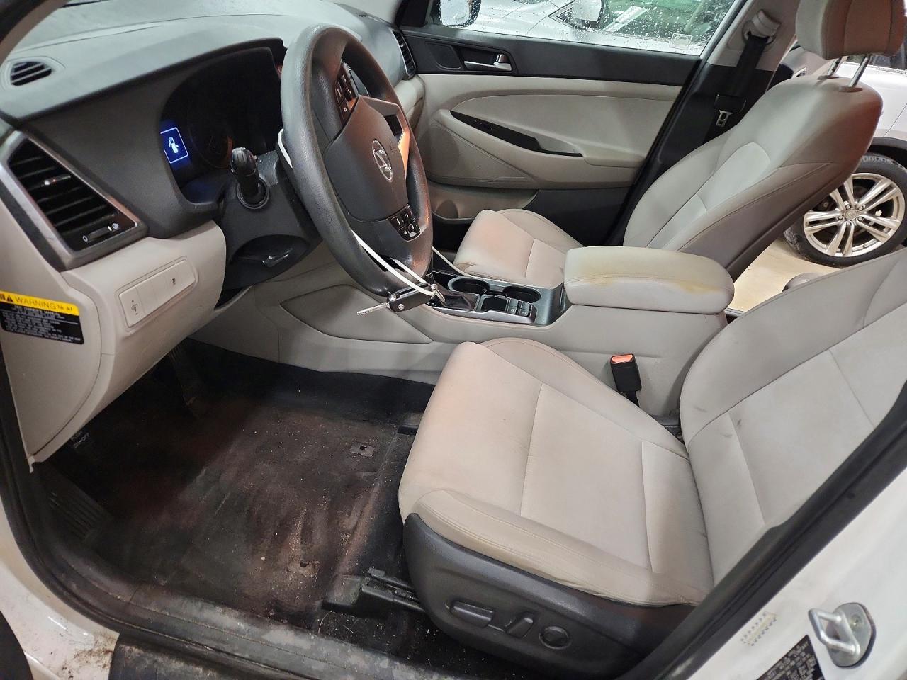 2016 HYUNDAI TUCSON