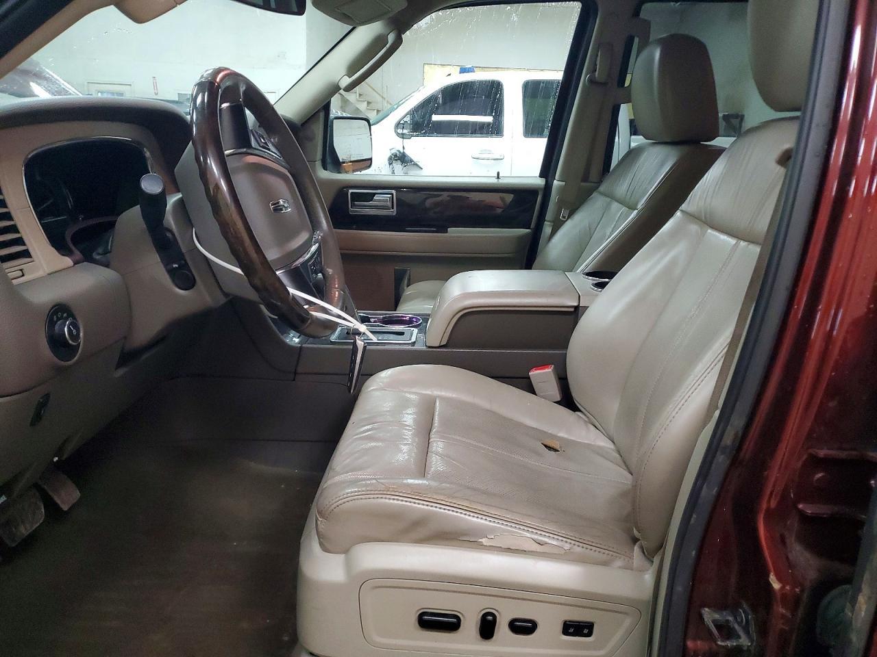 2015 LINCOLN Navigator