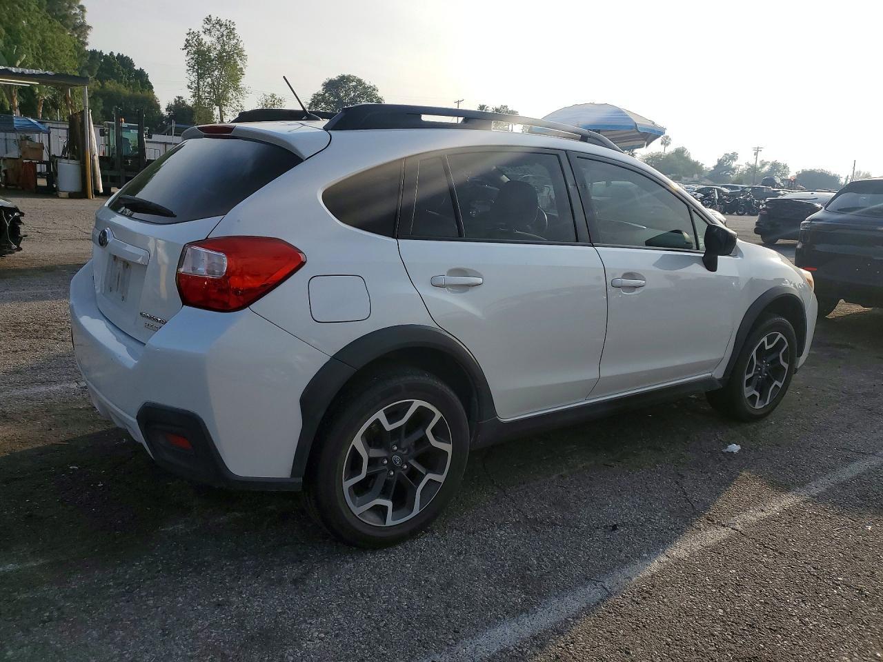 2017 SUBARU Crosstrek
