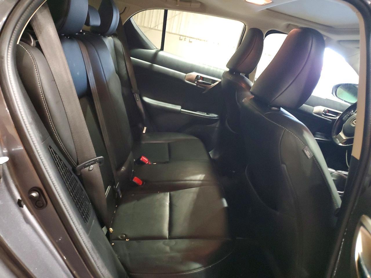 2015 LEXUS CT 200H