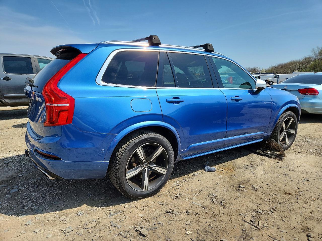 2016 VOLVO XC90