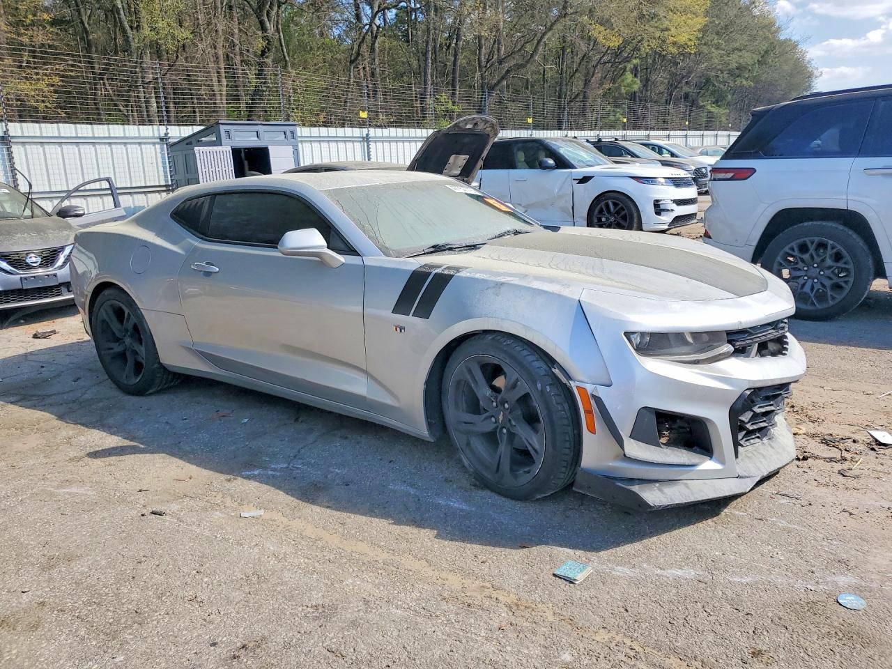 2017 CHEVROLET Camaro