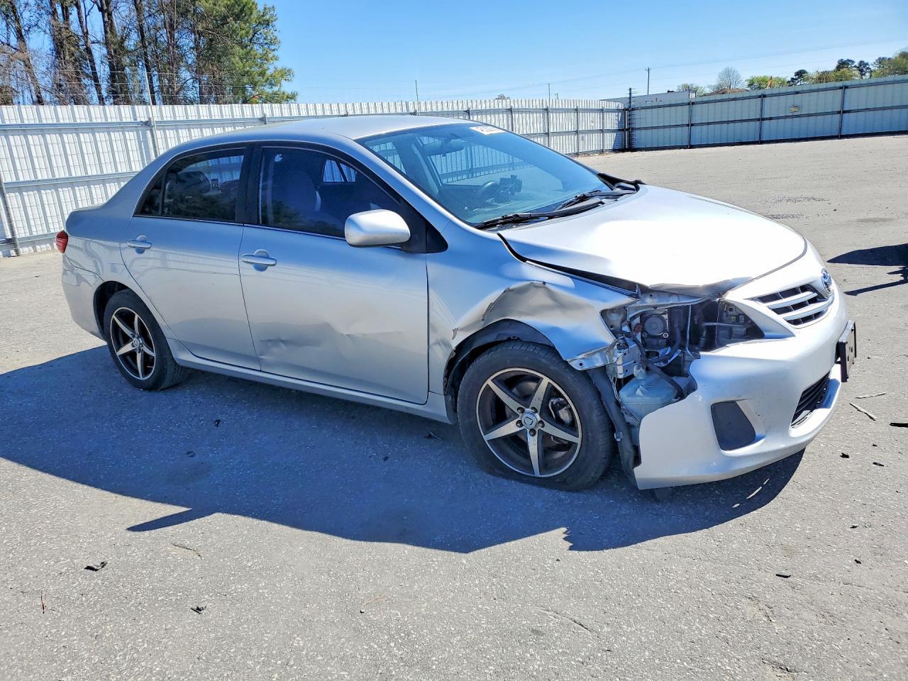 2013 TOYOTA COROLLA