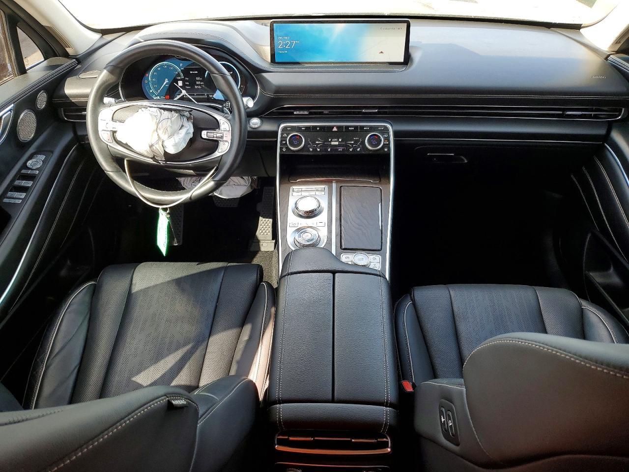 2023 GENESIS GV80