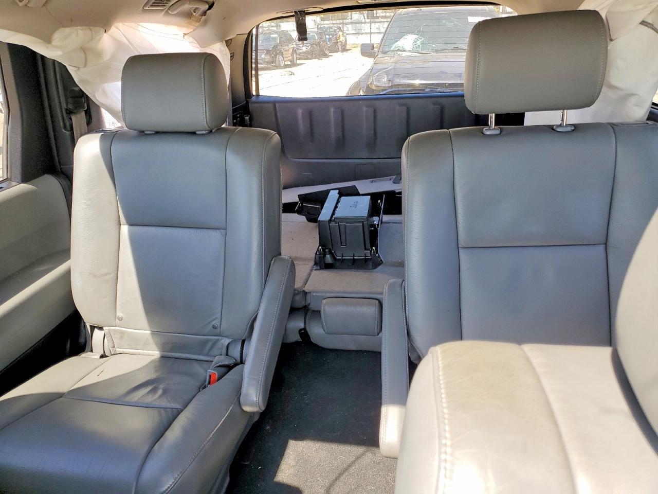 2020 TOYOTA Sequoia